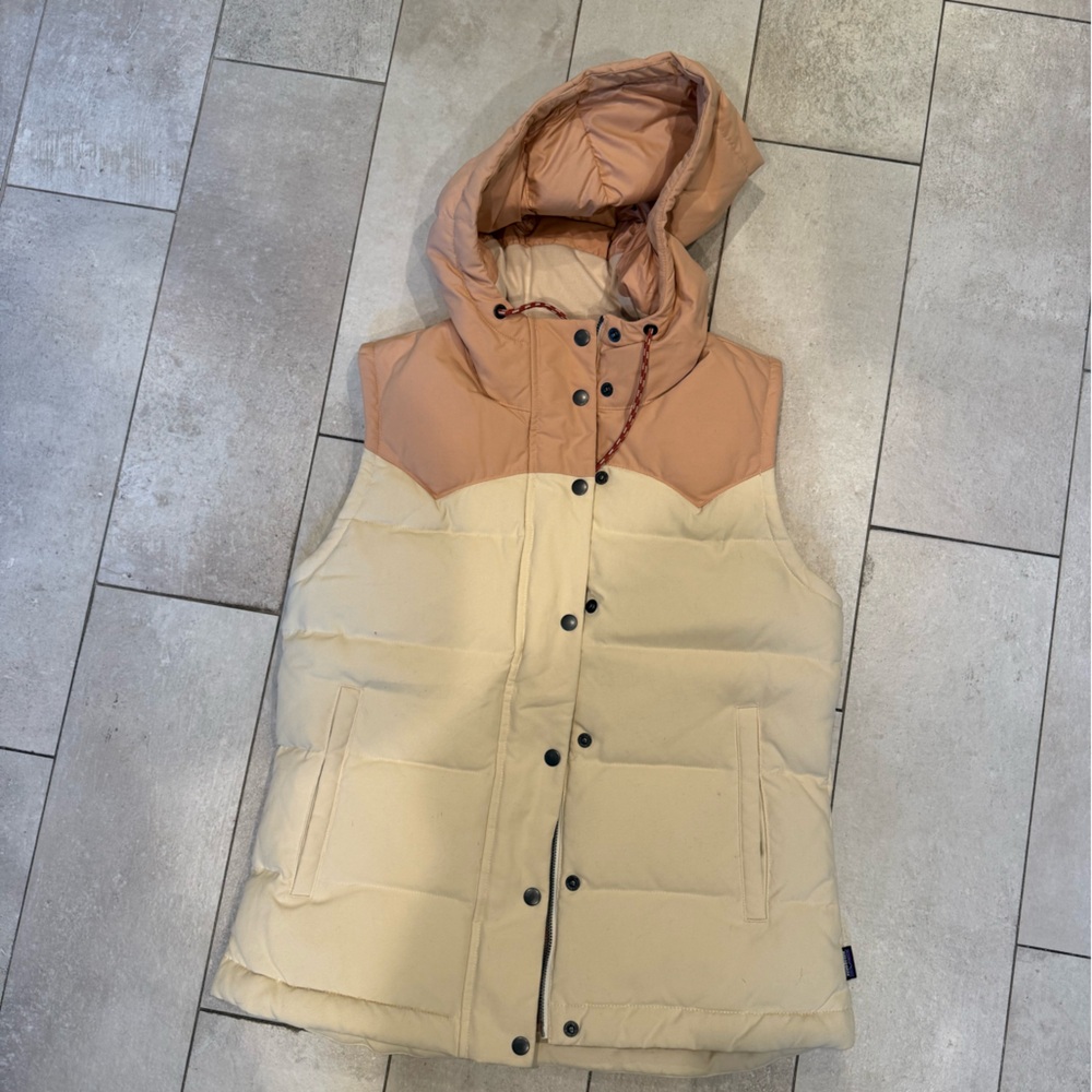 Patagonia Tan and Cream Hooded Vest
